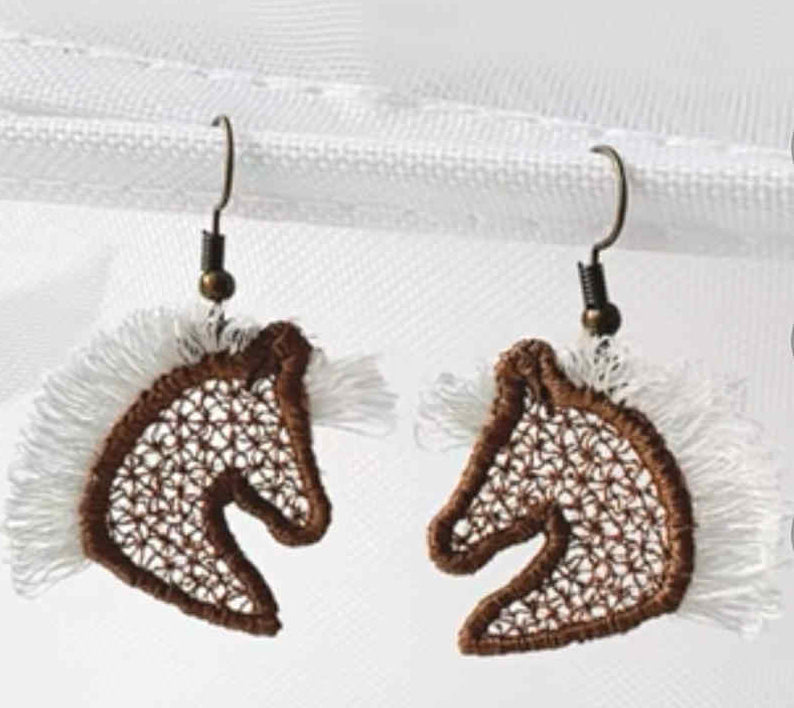 Pony earrings on 925 Sterling SIlver - Chocolate taffy